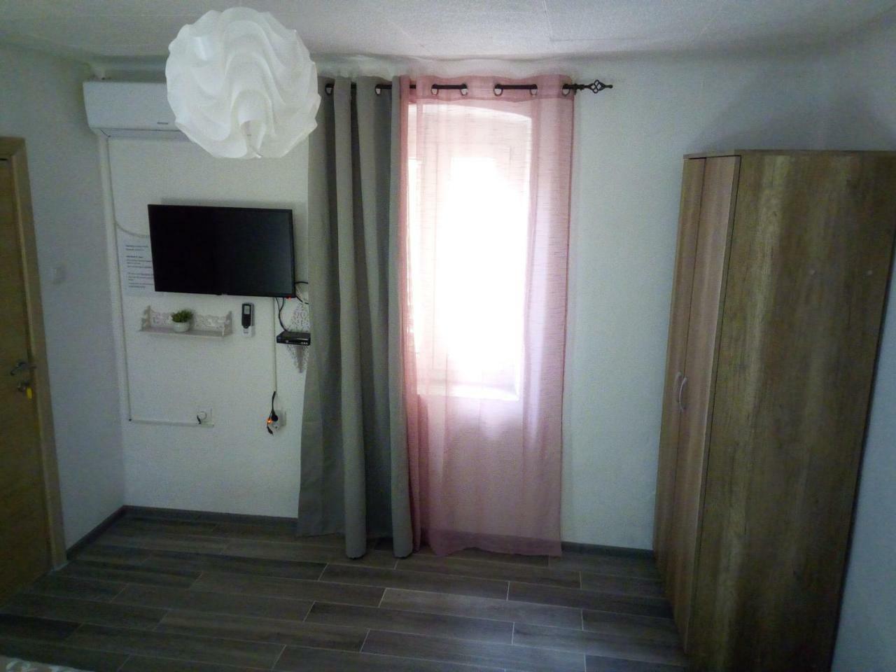 Vicky 1 Apartment Kotor Exterior photo